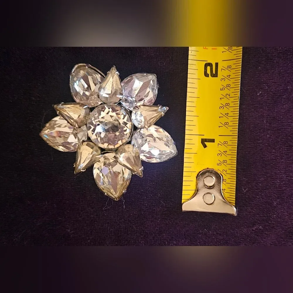 Vintage Rhinestone Brooch pin silver toned